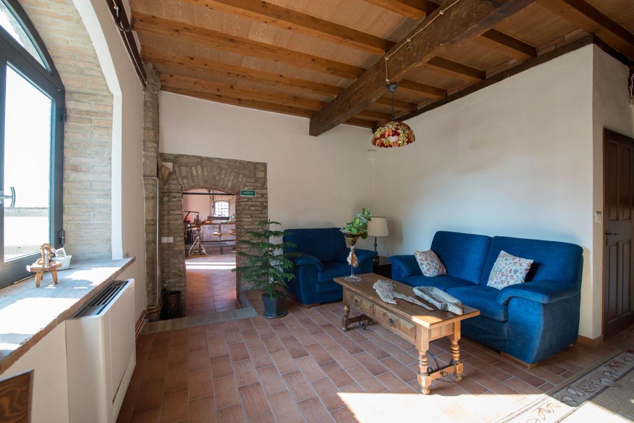 Rossena Fattoria Branciana Bed & Breakfast エクステリア 写真